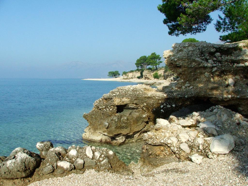 Apartments Villa Lilla Baska Voda Exterior photo